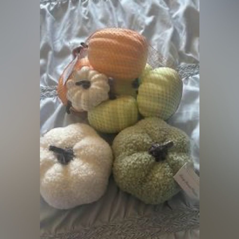 Decorative pumpkins